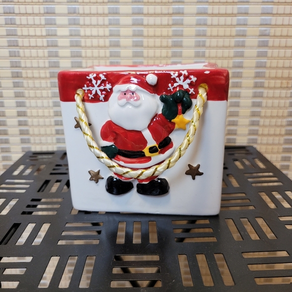Ceramic Santa basket with rope handles - Picture 1 of 8